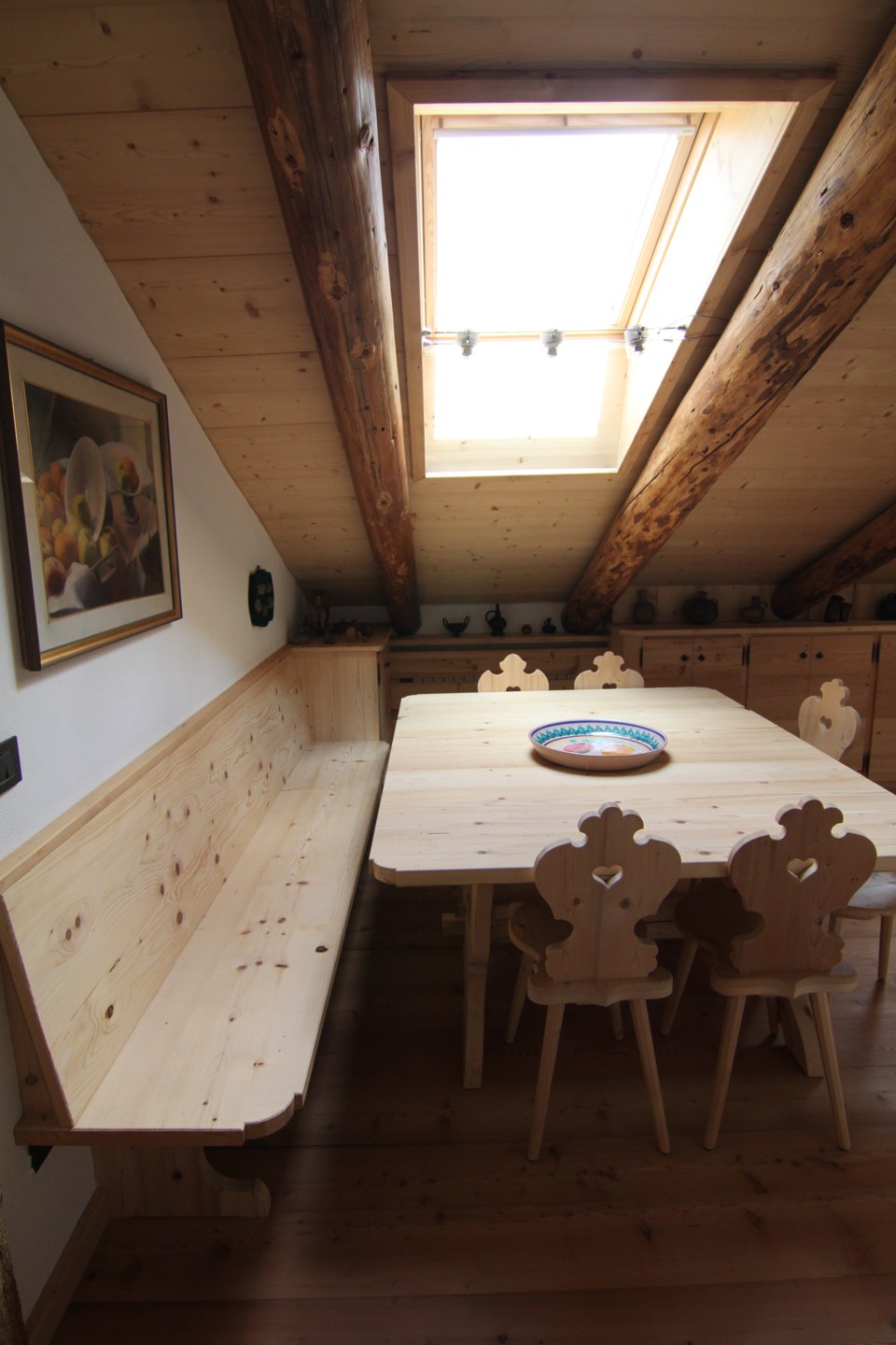 tavolo pranzo Chalet di montagna_falegnameria Bariza