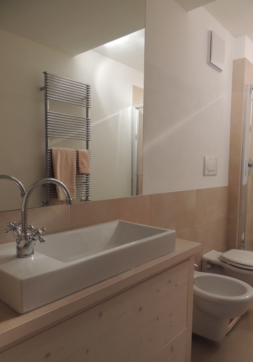 bagno in legno_Falegnameria Bariza