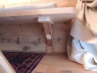 panca in legno per casa di montagna_falegnameria Bariza