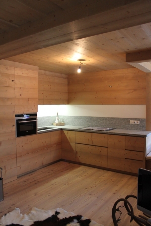 cucina moderna in legno_falegnameria Bariza
