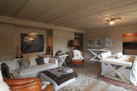 salotto in legno Chalet di montagna_falegnameria Bariza